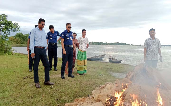 টাঙ্গুয়ার হাওরে দেশীয় মাছ ও প্রকৃতি রক্ষায় প্রশাসনের অভিযান