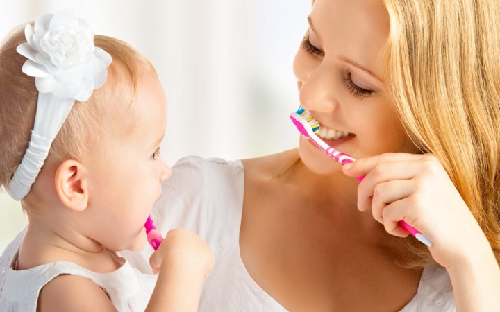 দাঁত ওঠার আগেই আপনার সন্তানের স্বাস্থ্য সুরক্ষার ধাপগুলো মেনে চলেন কী?