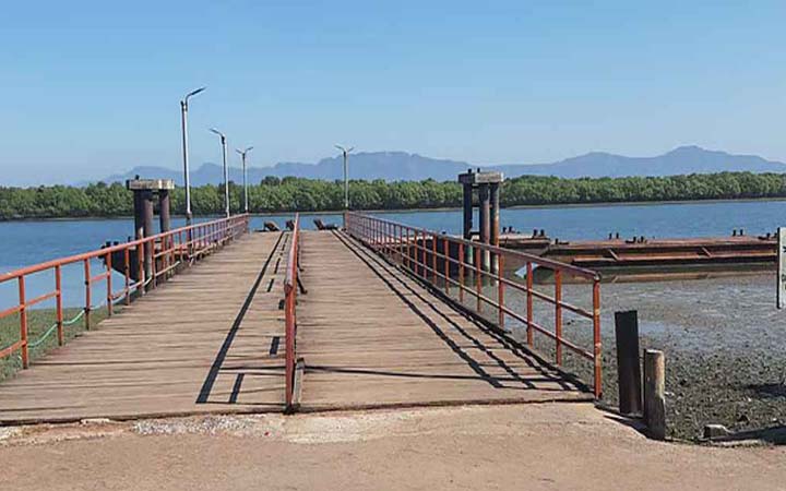 চার মাস ধরে মিয়ানমারে পণ্য আমদানি-রপ্তানি বন্ধ, রাজস্ববঞ্চিত সরকার