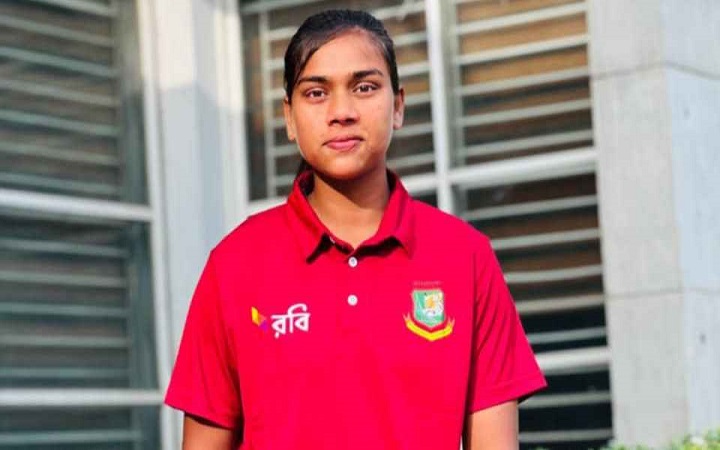 দোয়া চেয়েছেন নারী এশিয়া কাপের দলে থাকা ফারজানা