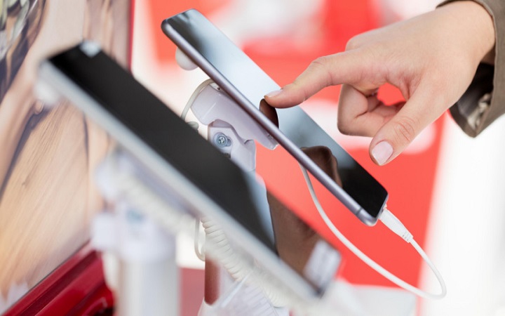 গুগলে এই ৪ বিষয়ে জানতে সার্চ দিলেই বিপদে পড়বেন