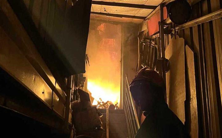 চার ঘণ্টা পর পল্টনে সাব্বির টাওয়ারের আগুন নিয়ন্ত্রণে