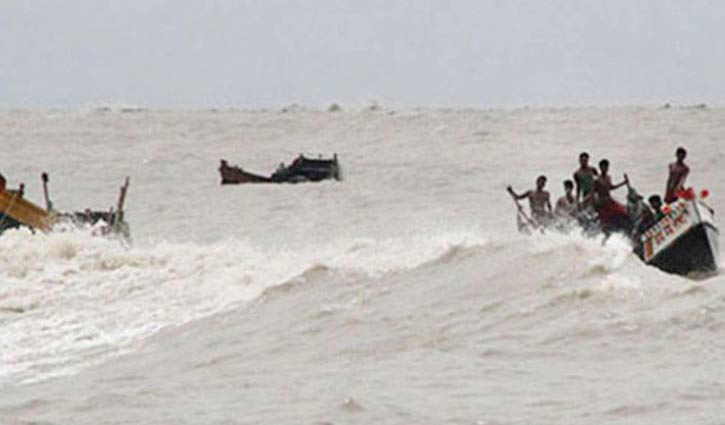 বঙ্গোপসাগরে মাছ ধরার ট্রলার ডুবি, নিখোঁজ ১