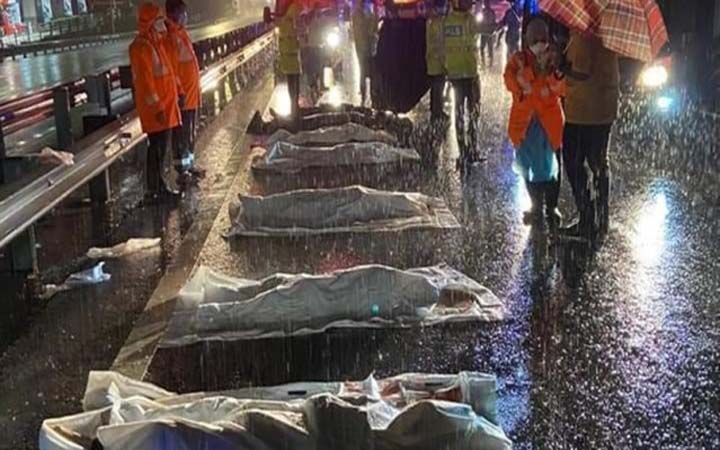 মালয়েশিয়ায় সড়ক দুর্ঘটনায় ১০ জন নিহত
