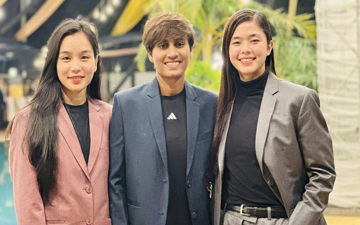 ৭ বিদ্রোহী নারী ফুটবলারের জবানবন্দি, ইংরেজিতে কথোপকথন সুমাইয়ার