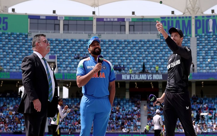 টানা ১০ ম্যাচে টস হেরে লজ্জার রেকর্ড রোহিতের