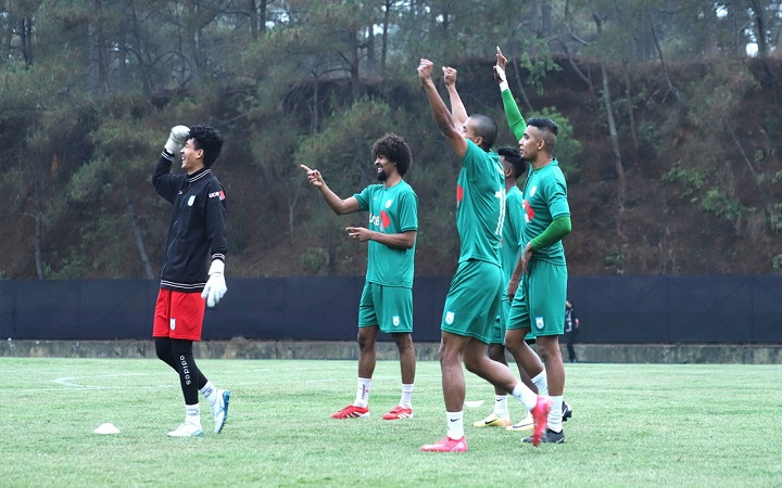 হামজার সঙ্গে অনুশীলনের অভিজ্ঞতা জানালেন রাকিব-ফয়সালরা