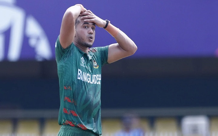 ইংল্যান্ডের উদ্দেশে দেশ ছাড়লেন তাসকিন