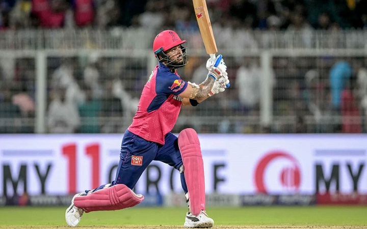 ৬ বলে ৬ ছক্কা হাঁকিয়ে আইপিএলে রেকর্ড গড়লেন পরাগ