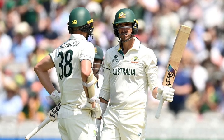 ৫৮ রানের ইনিংসে একাধিক বিশ্ব রেকর্ড গড়লেন স্টার্ক