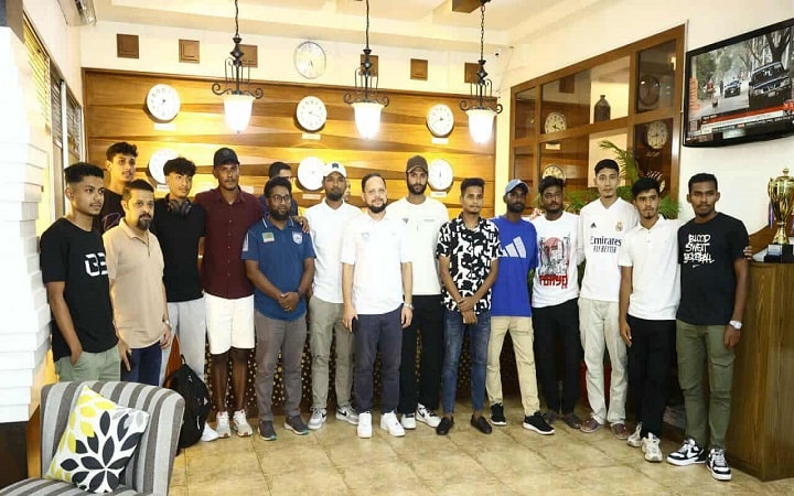 বাহরাইনে যোগ দেবেন কিংসের ফুটবলাররা