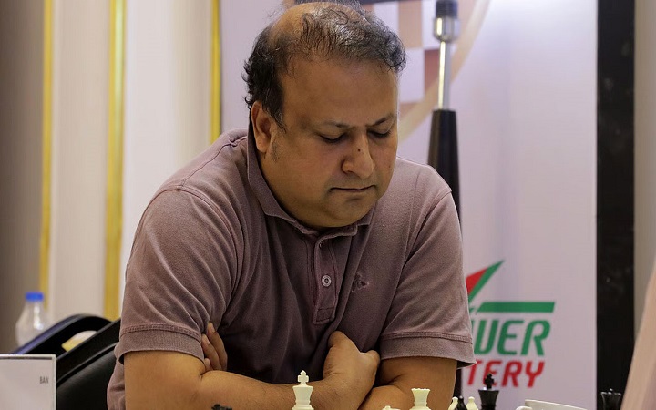 সপ্তমবার জাতীয় চ্যাম্পিয়ন ৫৯ বছর বয়সী নিয়াজ