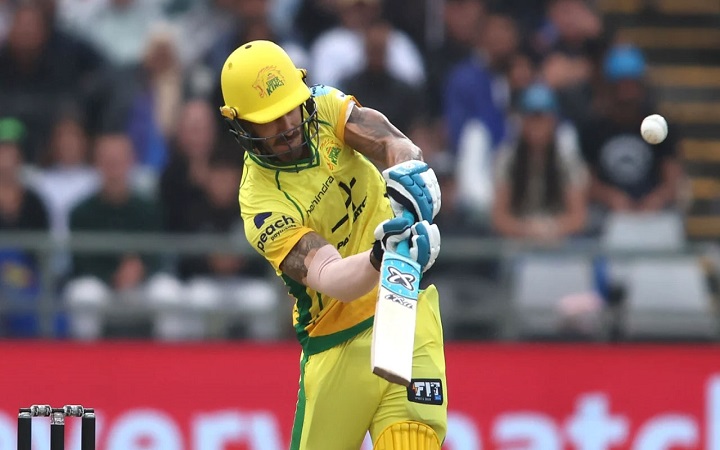 এসএ টোয়েন্টি থেকে ছিটকে গেলেন ডু প্লেসিস