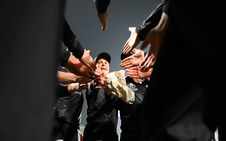 আন্তর্জাতিক ক্রিকেট থেকে বিদায়ের ঘোষণা বেটসের