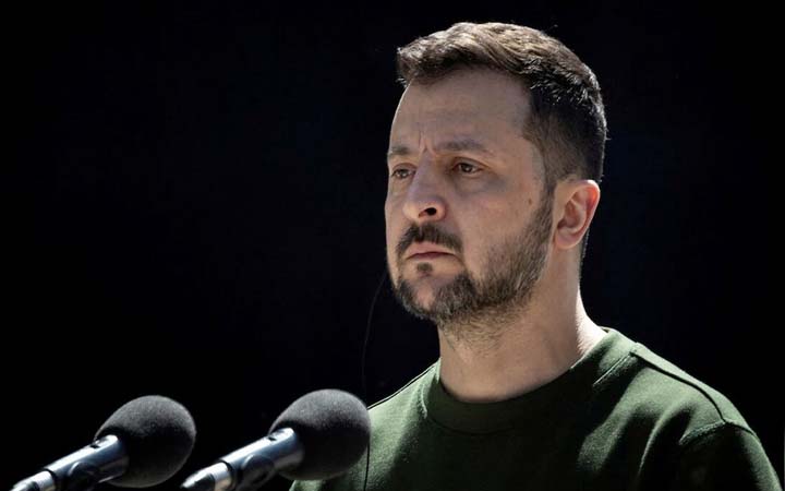 রাশিয়ার সঙ্গে নতুন শান্তি আলোচনা চান জেলেনস্কি